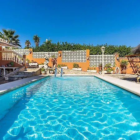 Villa Sea View With Private Pool And Gardens 5 Bedrooms