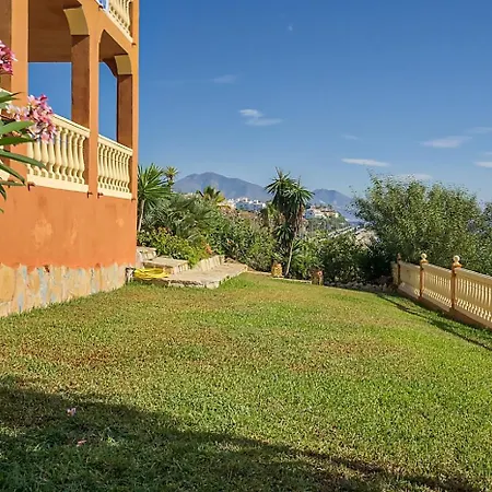 Villa Sea View With Private Pool And Gardens 5 Bedrooms Fuengirola
