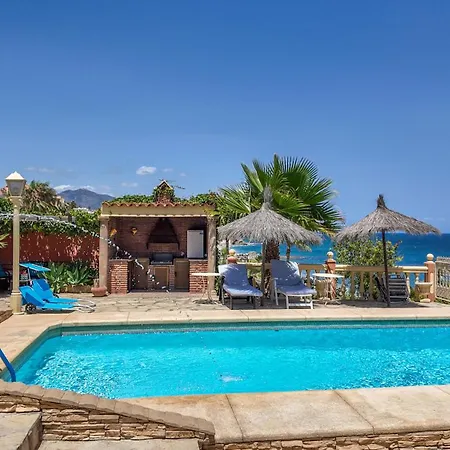 Villa Sea View With Private Pool And Gardens 5 Bedrooms *